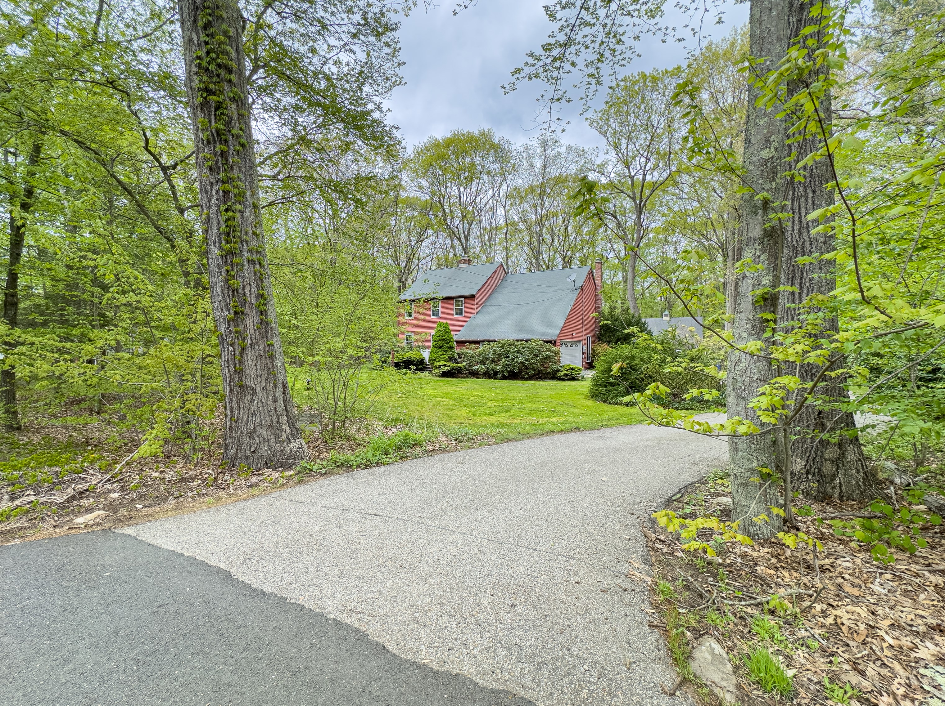 1269 Tolland Stage Rd, Tolland, CT 06084