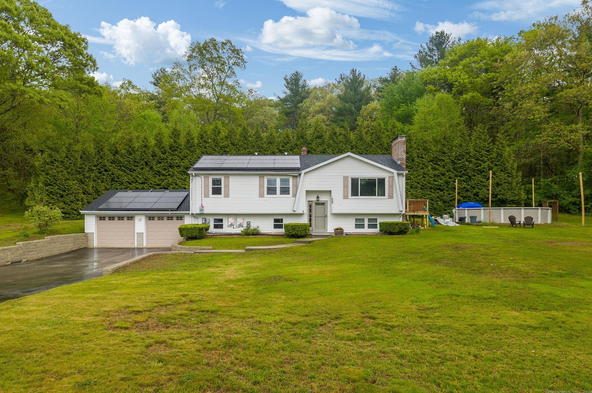 130 Tracy Rd, Killingly, CT 06241