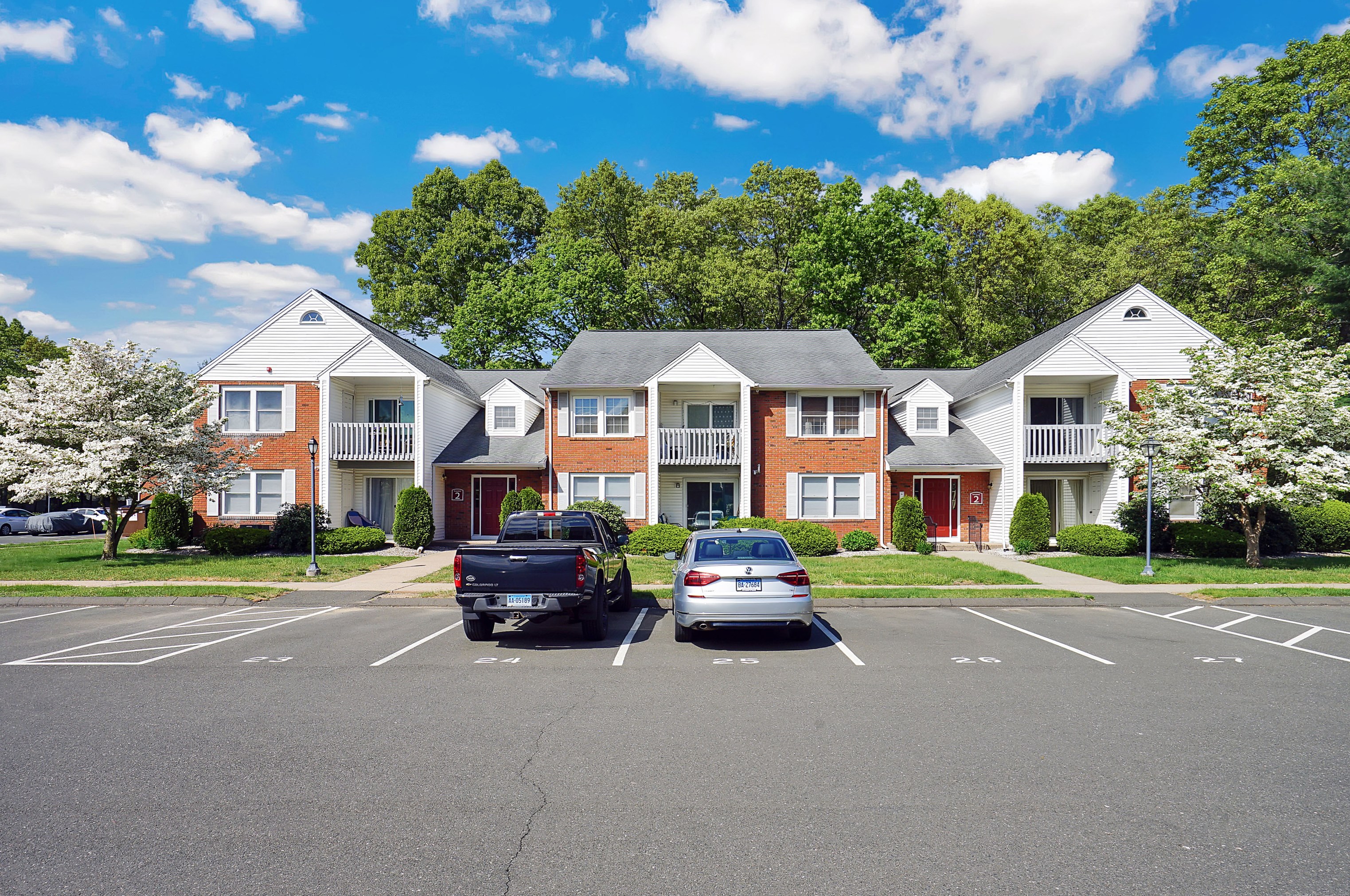 2 Concorde Way #b5, Windsor Locks, CT 06096