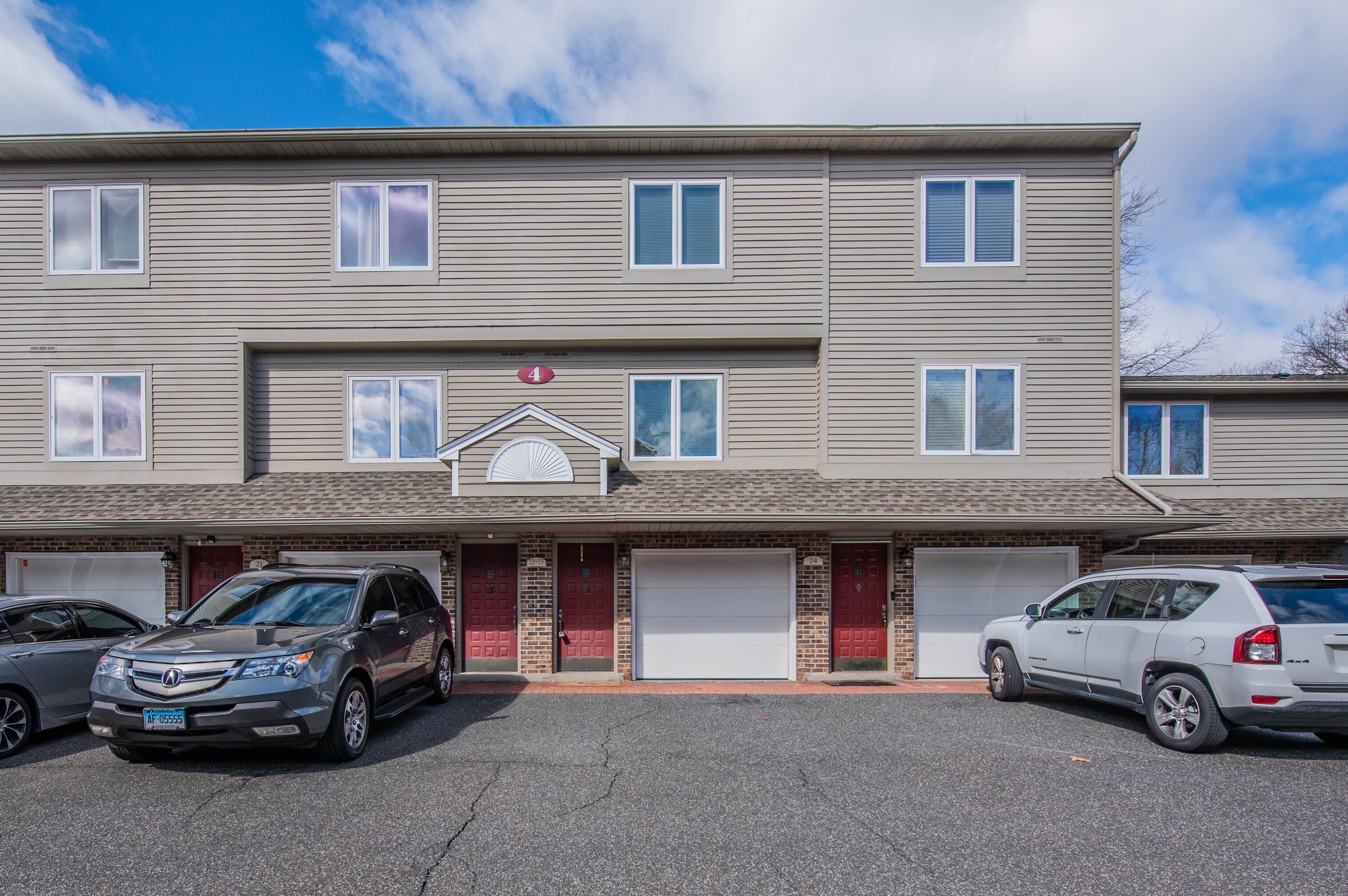 882 N Colony Rd #apt 23, Meriden, CT 06450