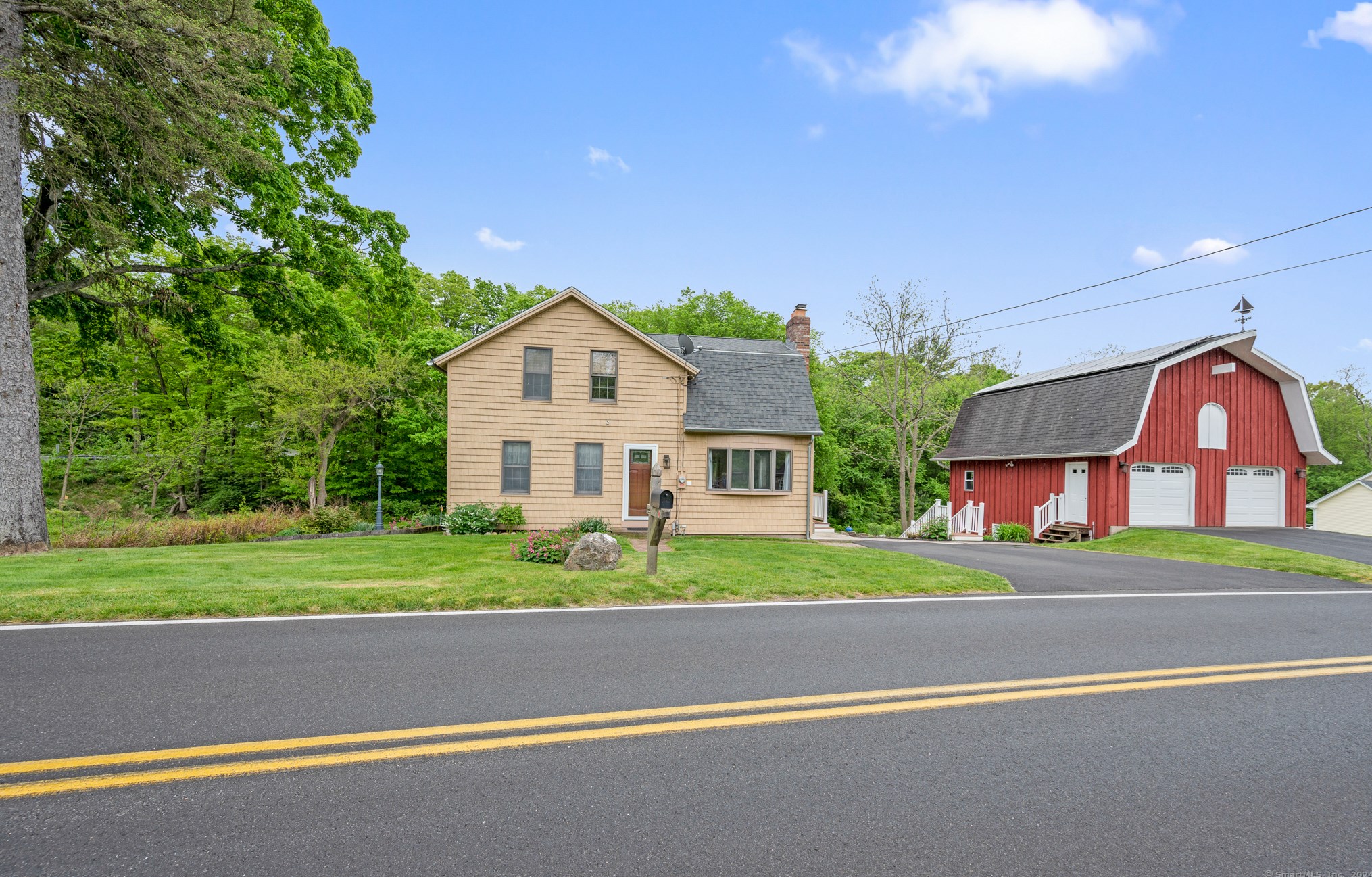 200 Battle St, Somers, CT 06071-1645