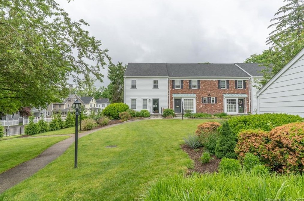92 East Ave #a, New Canaan, CT 06840