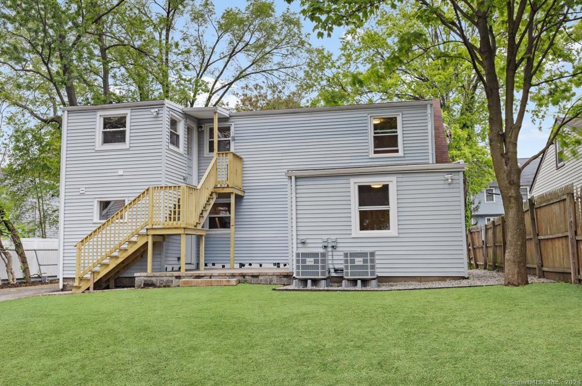 54 Morris St, Stamford, CT 06906 exterior