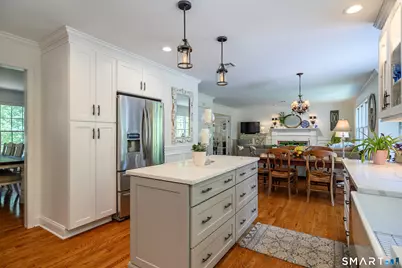 21 Phyllis Lane, Newtown, CT 06470 - Photo 12