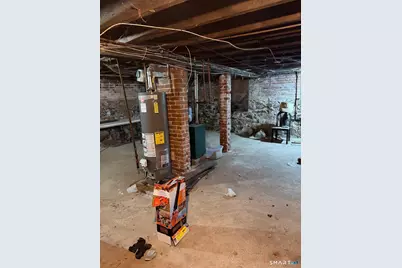 27 Connerton Street, New Britain, CT 06051 - Photo 6