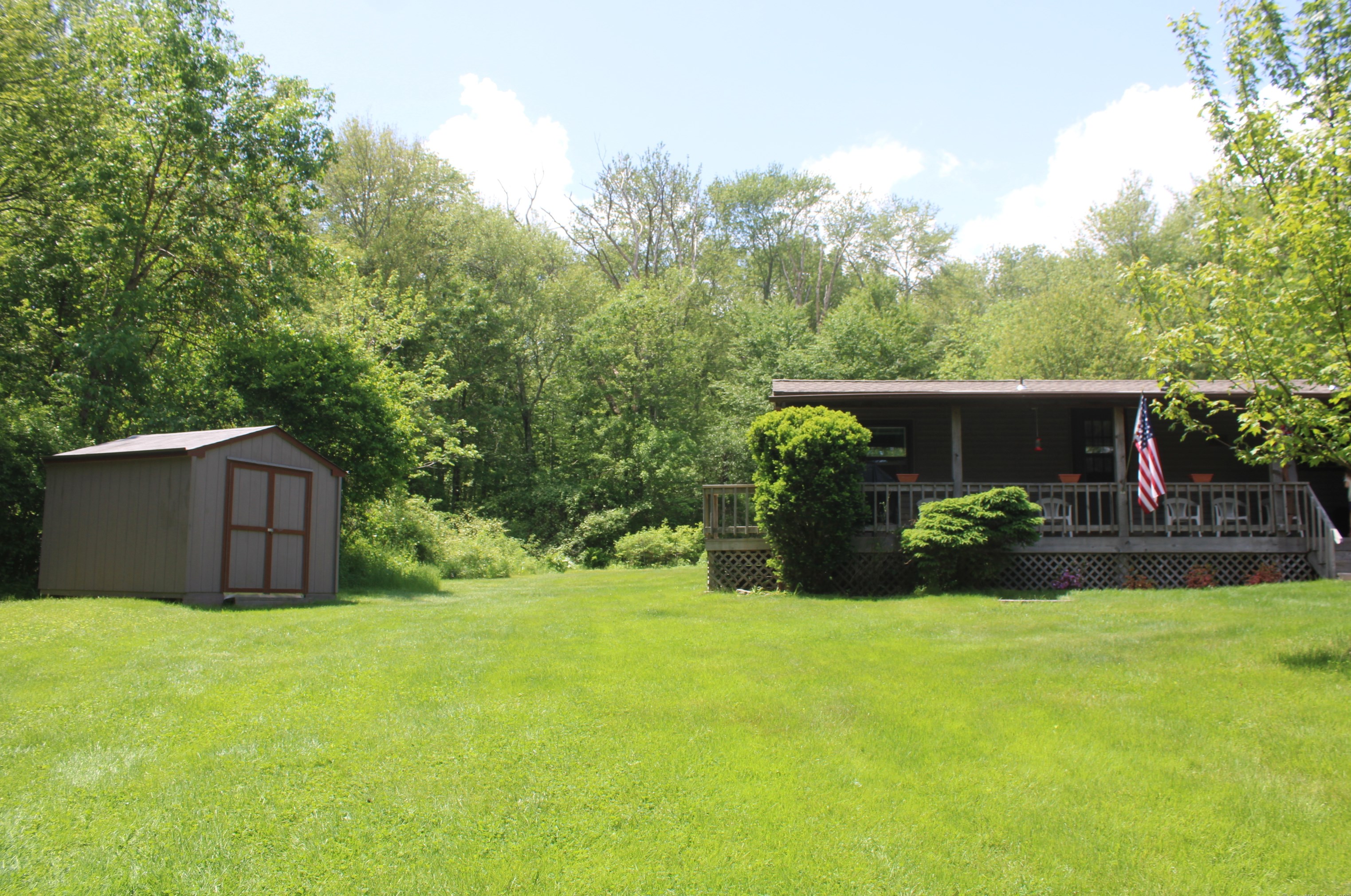 137 N Brook St, North Windham, CT 06247