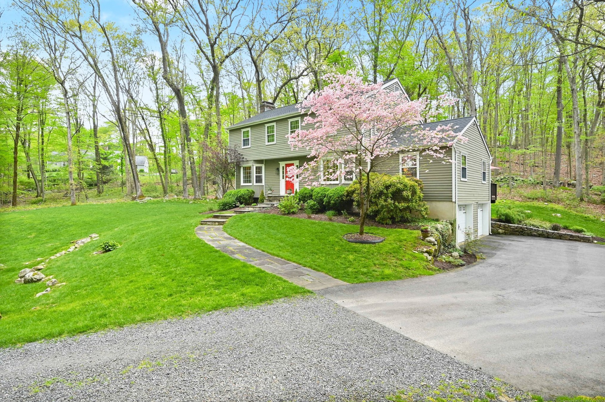 18 Fairfax Ave, Wilton, CT 06897 exterior