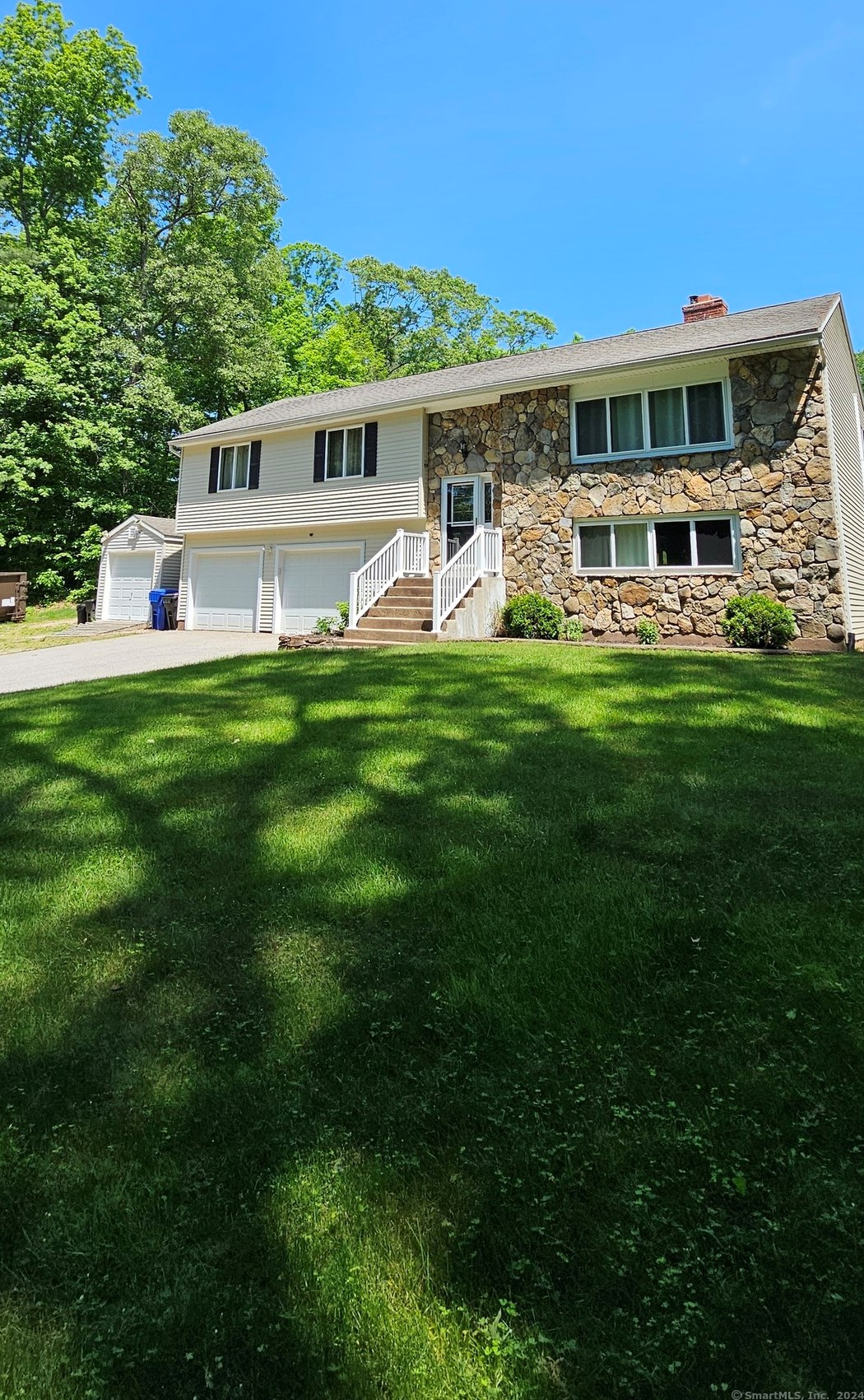 10 Swamp Rd Ext, Coventry, CT 06238