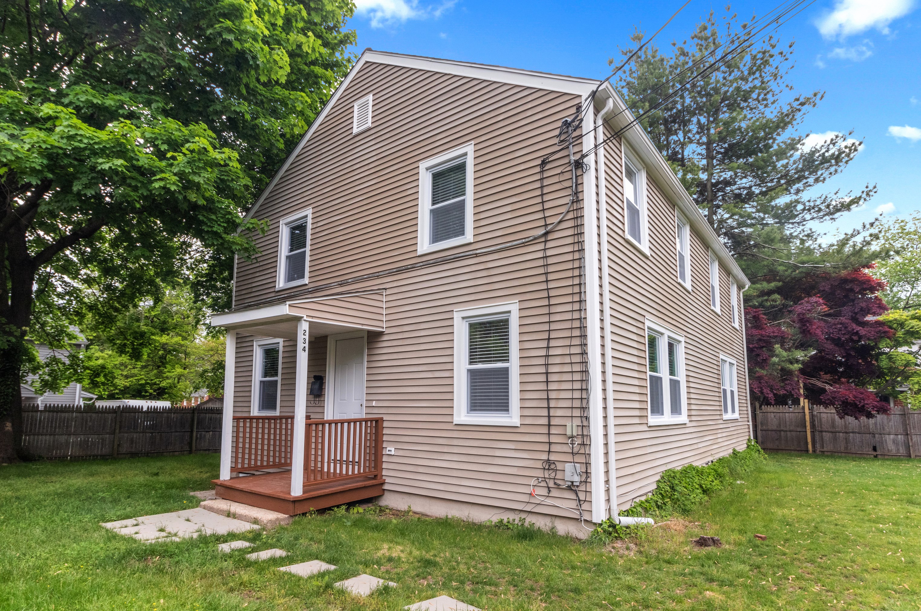 234 Melville Dr, Fairfield, CT 06825