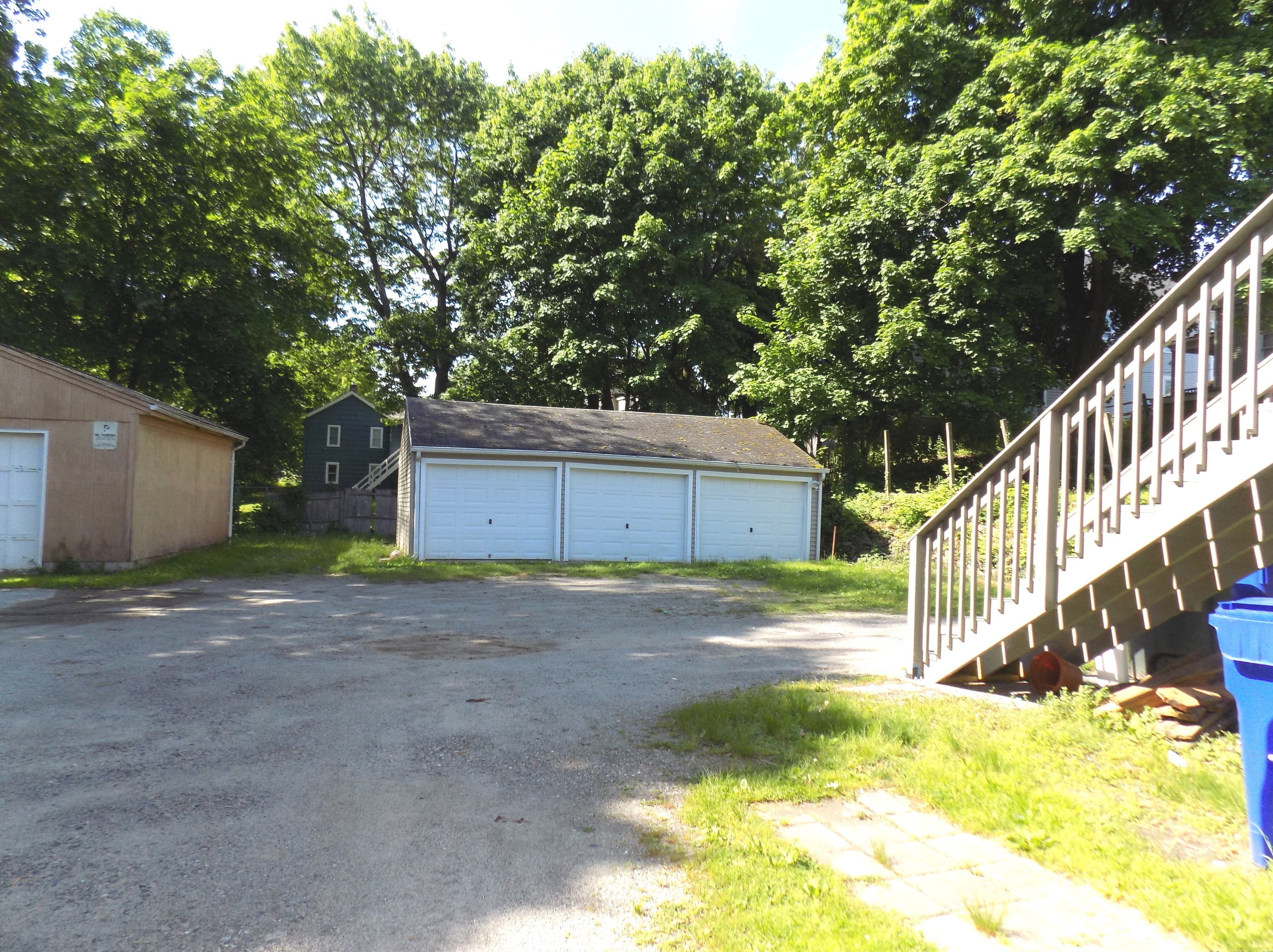 39 Munson Ave, Torrington, CT 06790 exterior