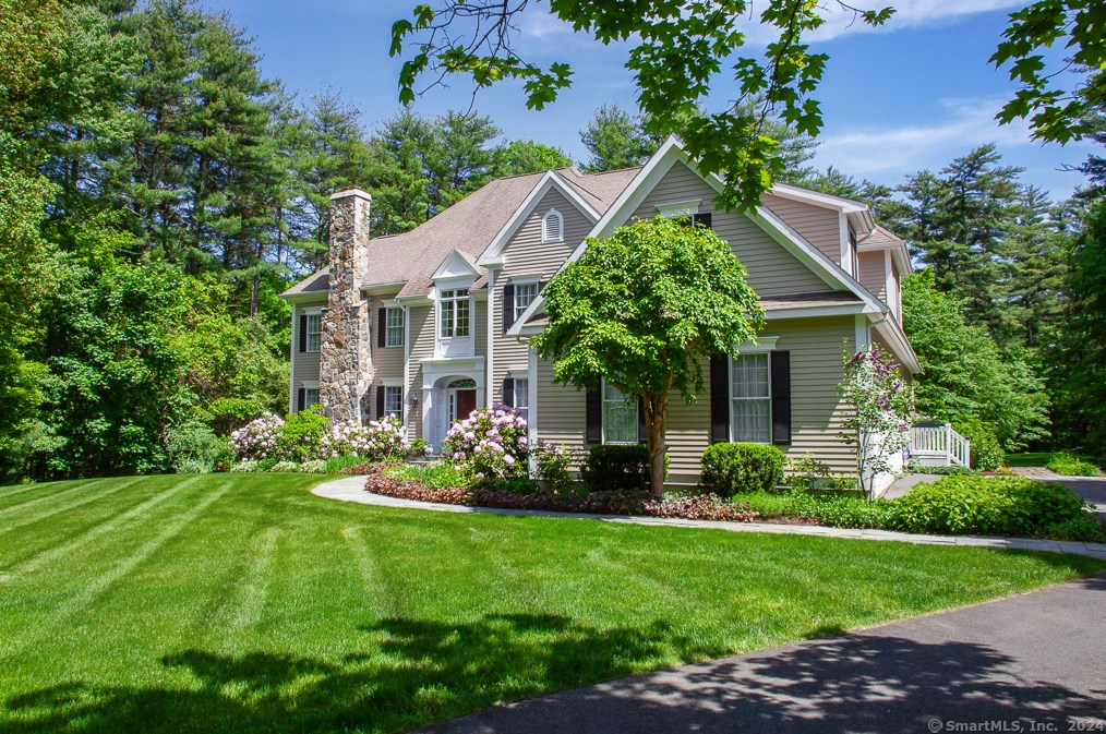 54 Old Stone Xing, Simsbury, CT 06092 exterior