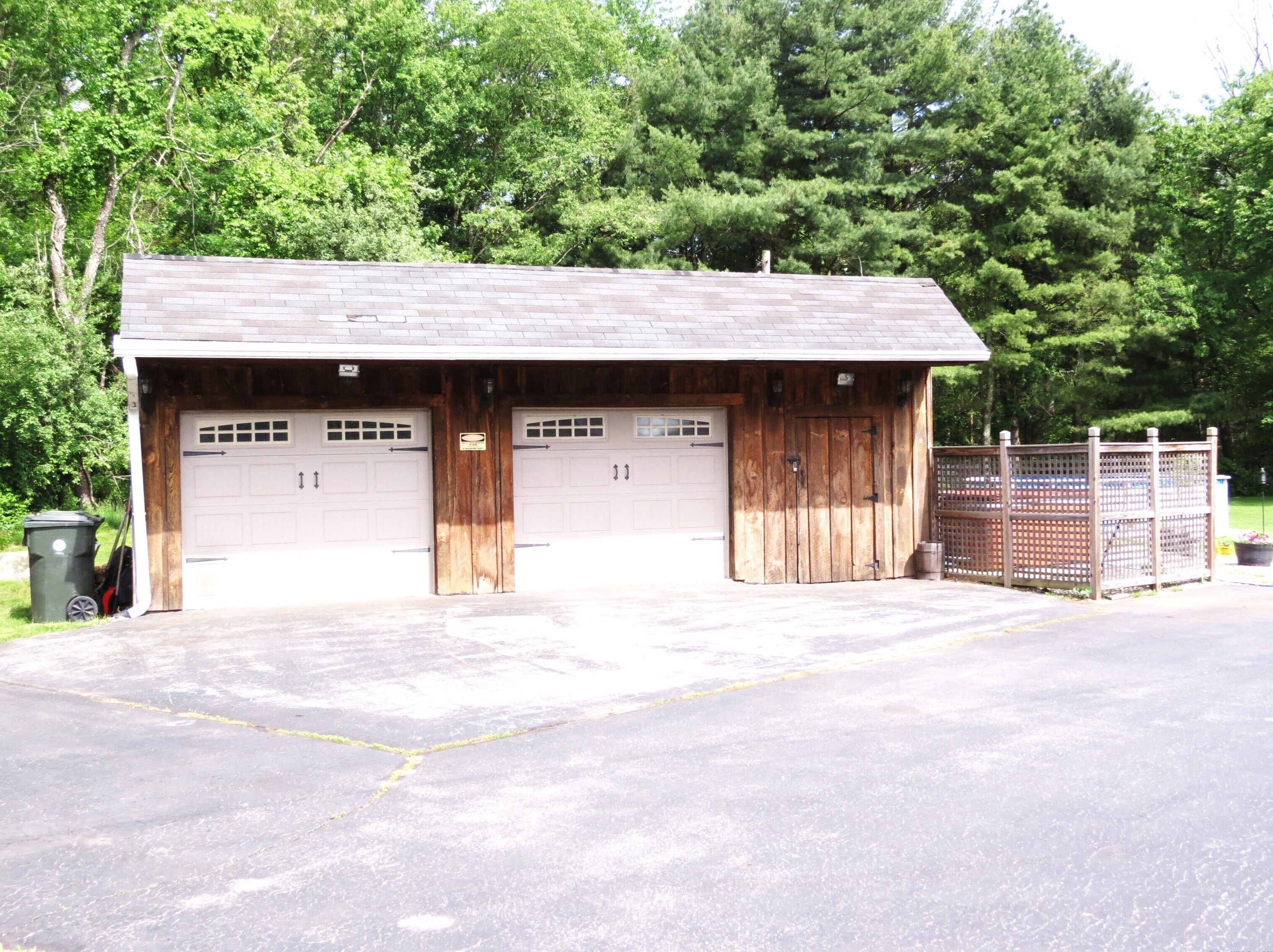 310 Ballamahack Rd, North Windham, CT 06280-1131