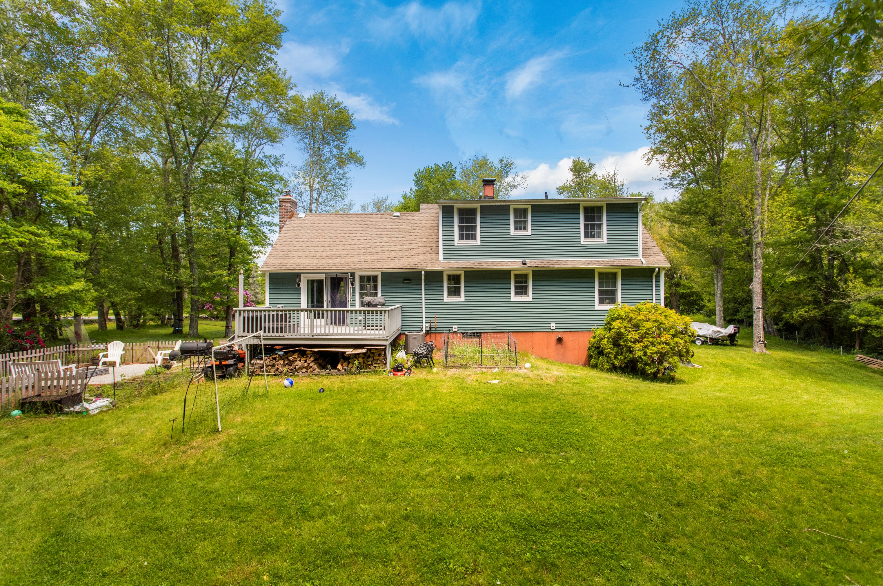 23 Boston Post Rd, Lyme, CT 06371