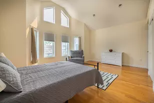 916 Reef Rd, Fairfield, CT 06824 - Photo 10