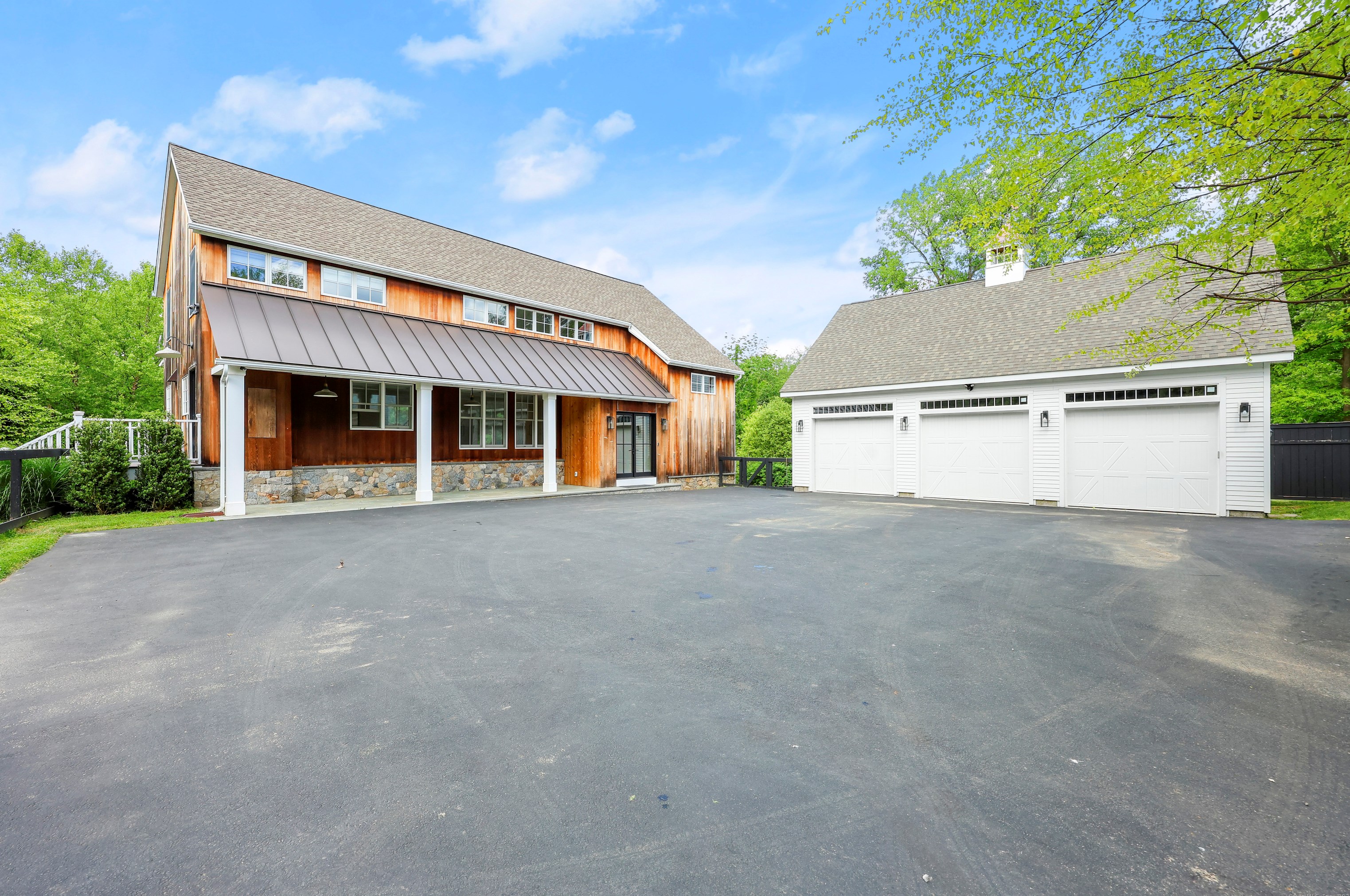 92 Barry Ave, Ridgefield, CT 06877 exterior