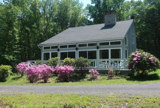 392 Roast Meat Hill Rd, Deep River, CT 06419 exterior
