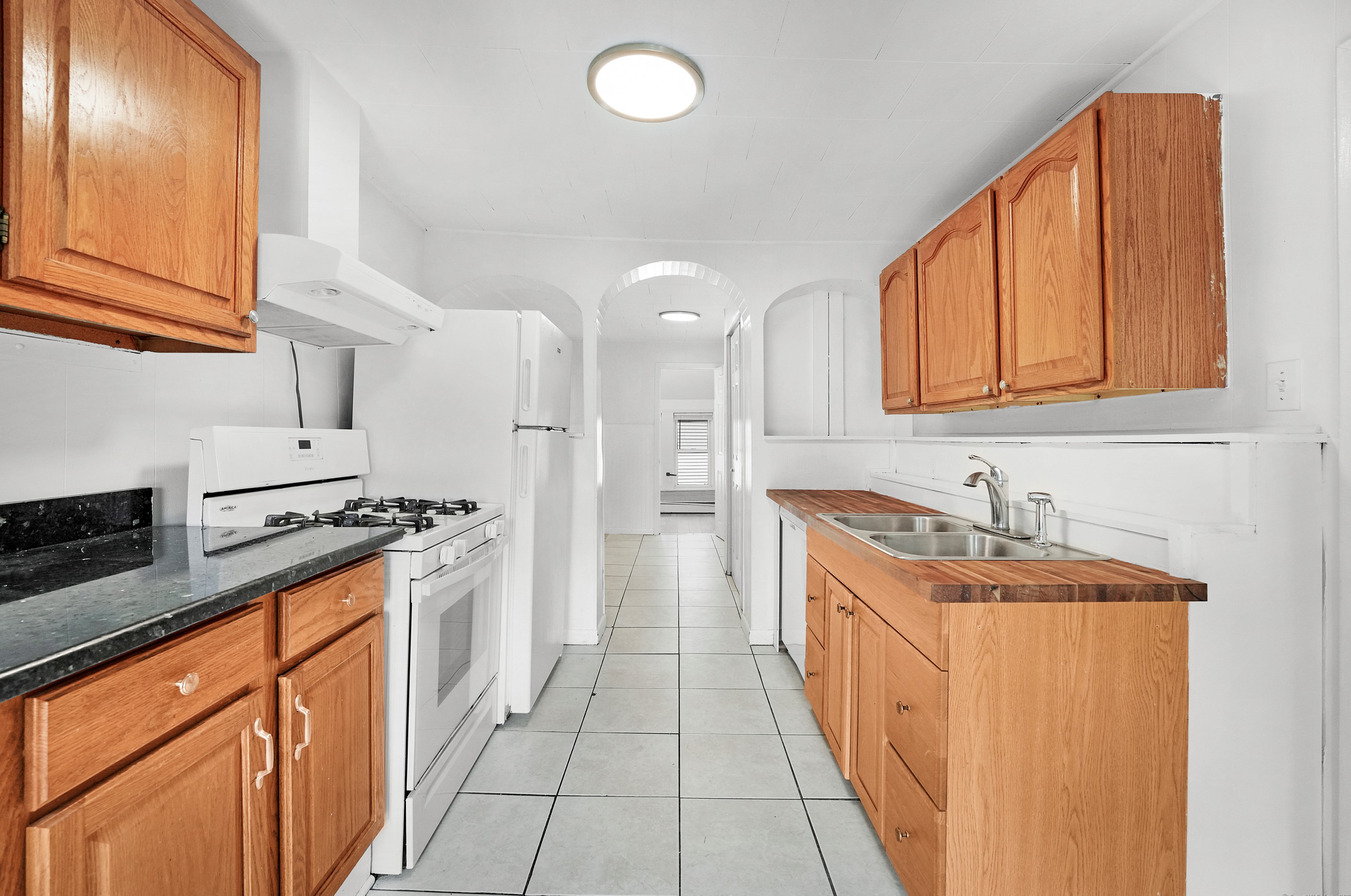 1787 Stratfield Rd #b, Fairfield, CT 06825
