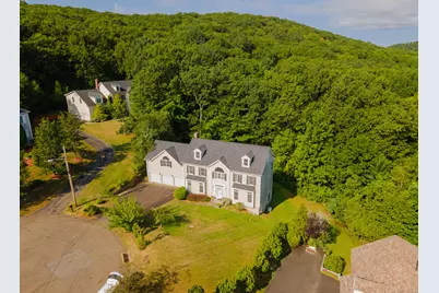 52 Quarry Lane, Hamden, CT 06518 - Photo 1