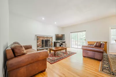 52 Quarry Lane, Hamden, CT 06518 - Photo 8