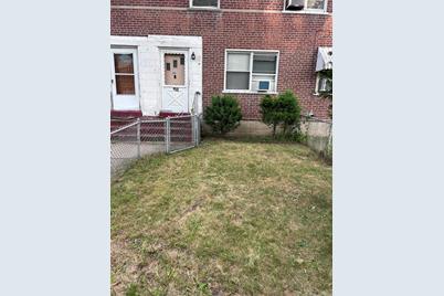 295 Court D Bdlg 45, Bridgeport, CT 06610 - Photo 1