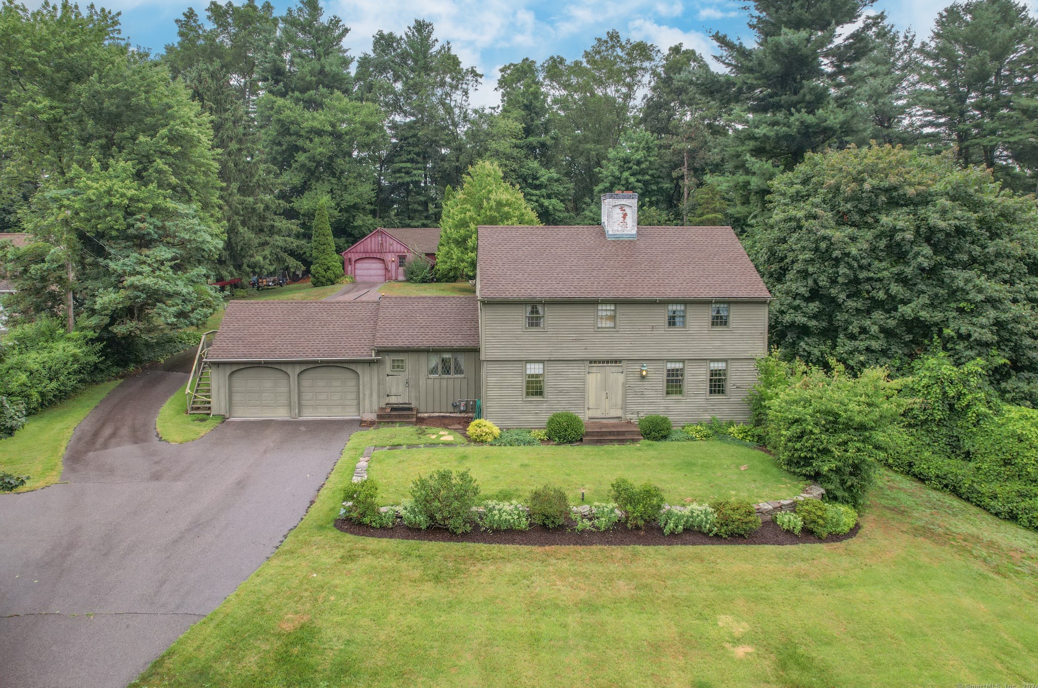 23 Farmcliff Dr, Glastonbury, CT 06033