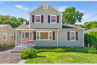 59 Elderkin Avenue, Groton, CT 06340 - Photo 1