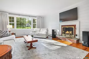 208 Thornridge Dr, Stamford, CT 06903 - Photo 4