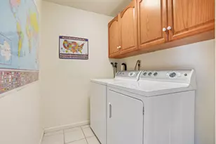 208 Thornridge Dr, Stamford, CT 06903 - Photo 24