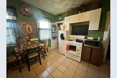 6-8 Magnolia Street, Hartford, CT 06112 - Photo 10