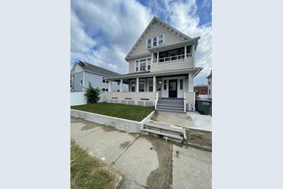 259 Laurel Avenue, Bridgeport, CT 06605 - Photo 1