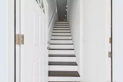 438 Park Street, Bridgeport, CT 06608 - Photo 18