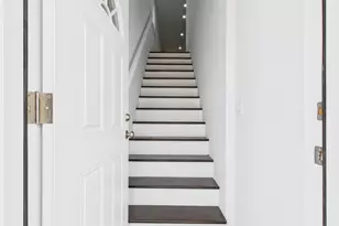 438 Park St, Bridgeport, CT 06608 - Photo 18