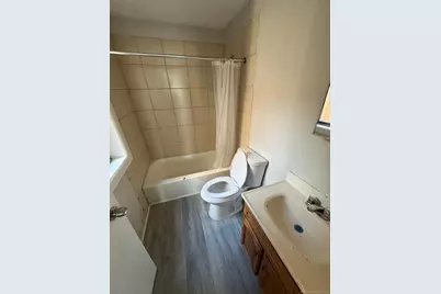 1071 Pembroke Street #2E, Bridgeport, CT 06608 - Photo 6