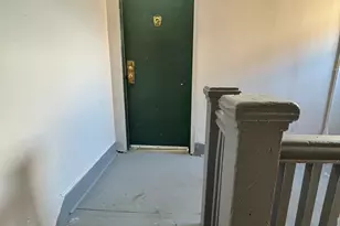 1071 Pembroke St, Bridgeport, CT 06608 - Photo 8