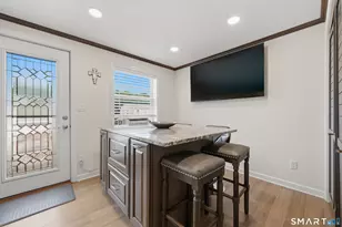 3 Charles St, Enfield, CT 06082 - Photo 10