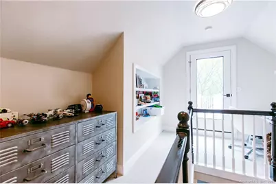 331 Riverside Drive, Fairfield, CT 06824 - Photo 22