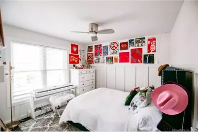 331 Riverside Drive, Fairfield, CT 06824 - Photo 14