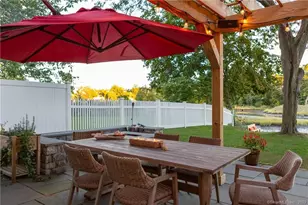 331 Riverside Dr, Fairfield, CT 06824 - Photo 28