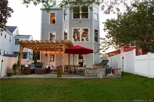 331 Riverside Dr, Fairfield, CT 06824 - Photo 32