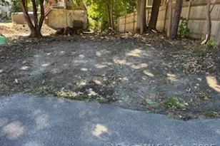 10 Hill St, New Canaan, CT 06840 - Photo 10