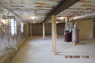 73 Warm Earth Rd, Naugatuck, CT 06770 - Photo 18