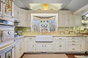 6 Hoyt Rd, Sherman, CT 06784 - Photo 4