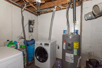 32 Hammond Avenue, Norwich, CT 06360 - Photo 24