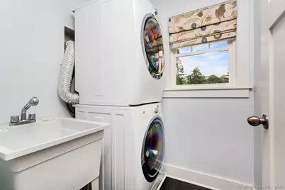 9 Center Road, Greenwich, CT 06870 - Photo 22