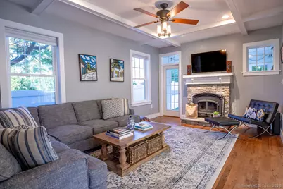 9 Center Road, Greenwich, CT 06870 - Photo 10