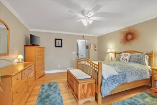 283 Agawam Dr, Stratford, CT 06614 - Photo 8