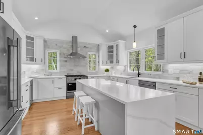 539A Boston Street, Guilford, CT 06437 - Photo 12