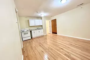 135 W Main St, Waterbury, CT 06702 - Photo 2