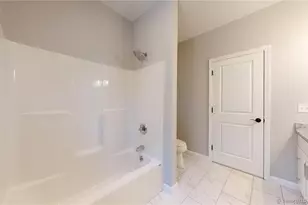 45 Line St, Manchester, CT 06040 - Photo 14