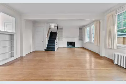 29 Crescent Bluff Avenue, Branford, CT 06405 - Photo 4